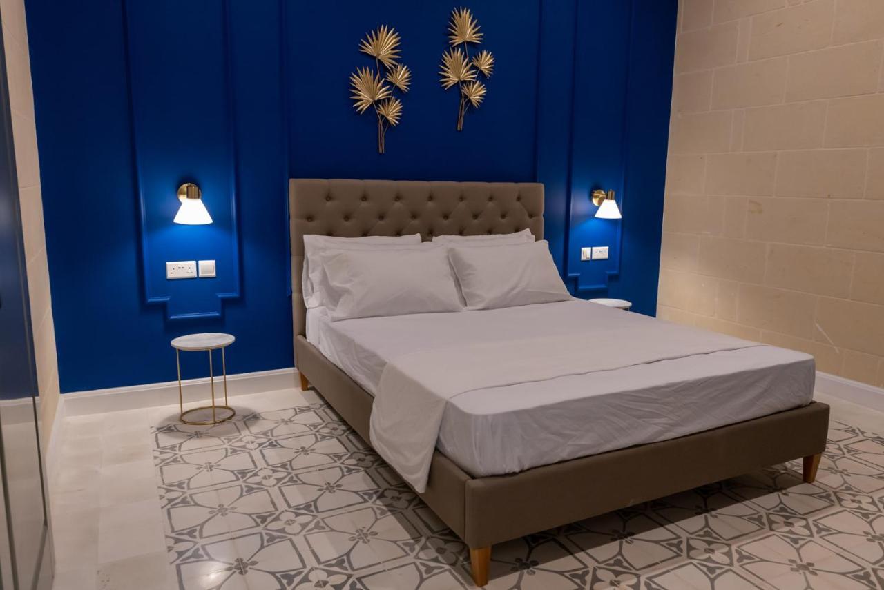 The Carob Tree Bed & Breakfast Victoria Luaran gambar