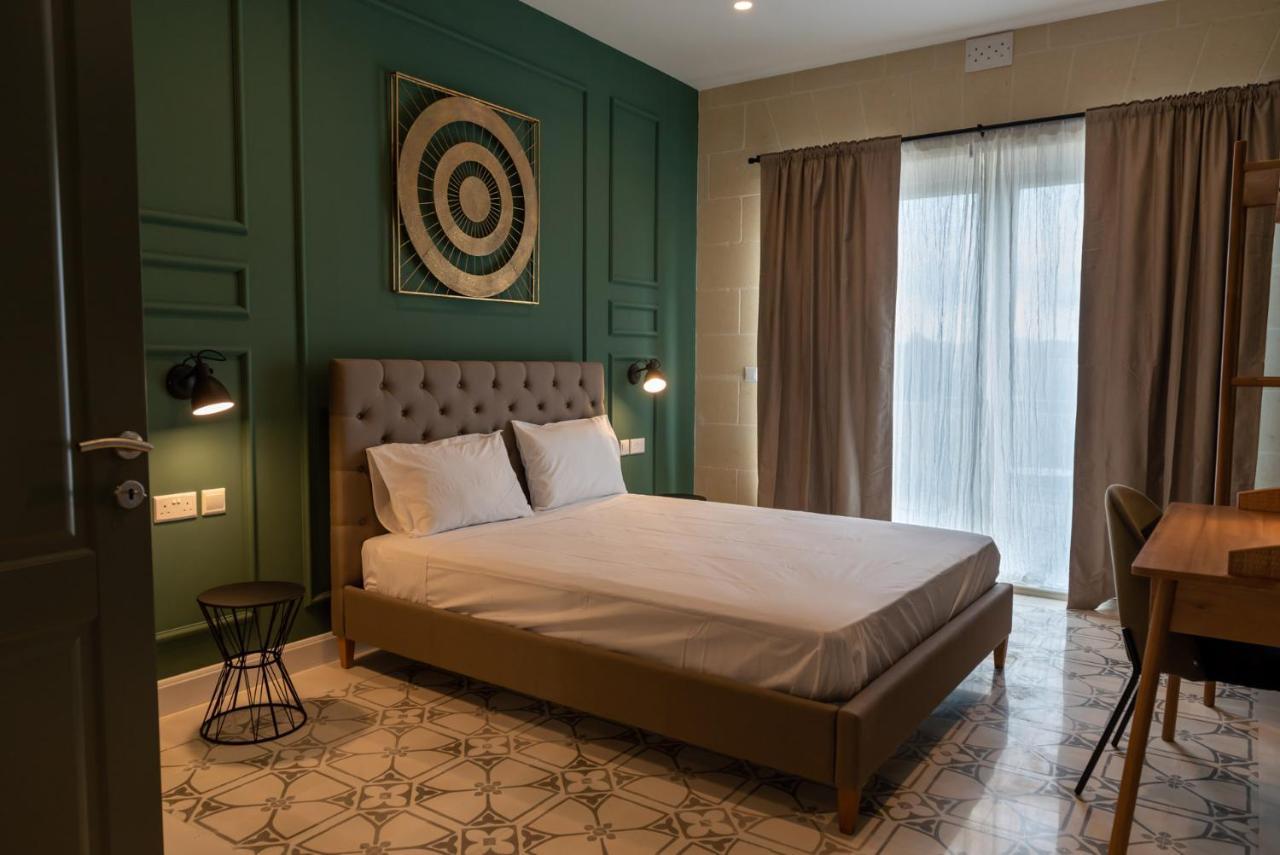 The Carob Tree Bed & Breakfast Victoria Luaran gambar